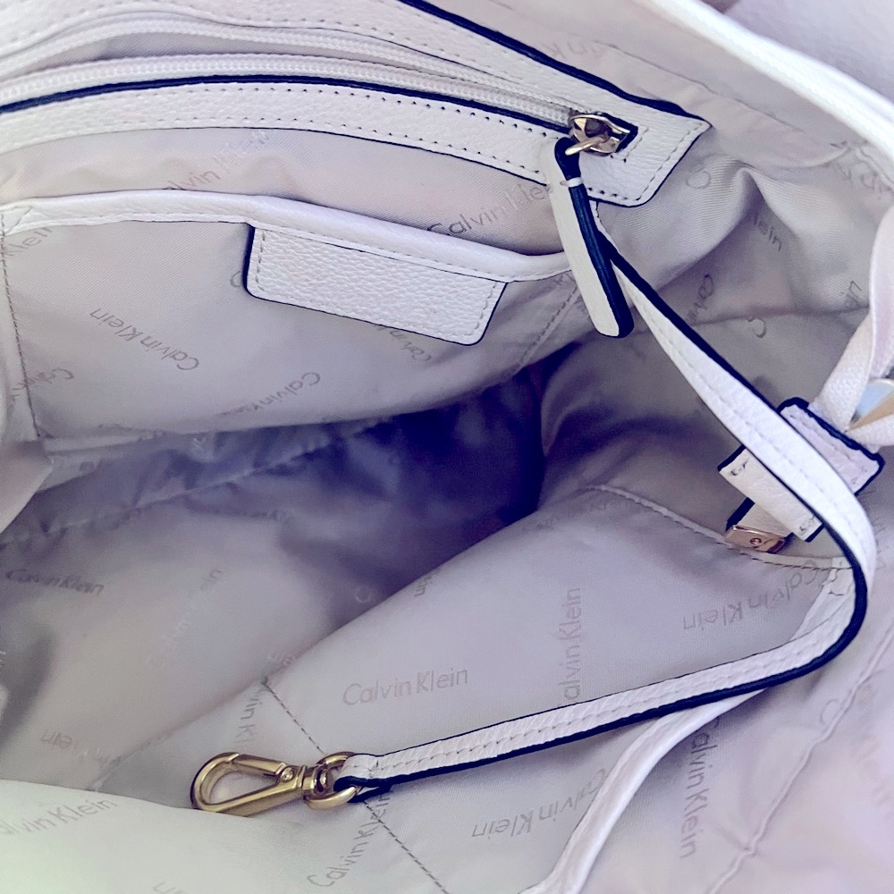 🎁Calvin Kline handbag w/ pebbled leather.VERY SOFT & SUPPLE🎁 - Picture 7 of 11